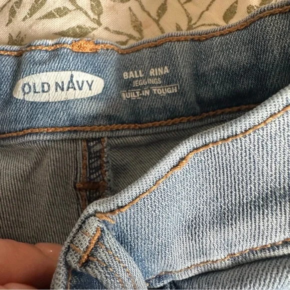 Cute Old Navy Girls Pink Flower Embroidered Ballerina Jeggings Jeans Size 10 - Picture 7 of 9